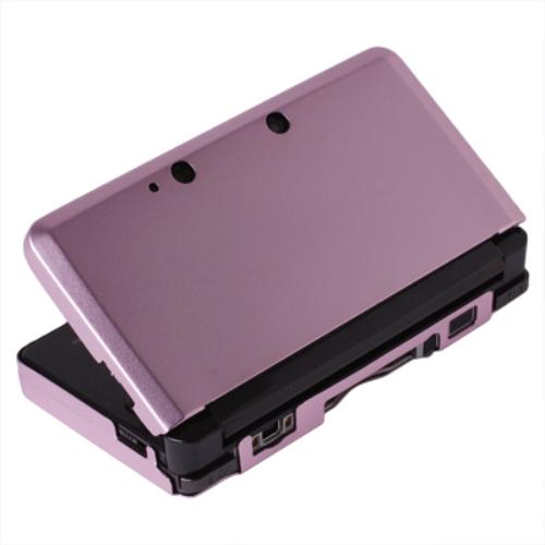 This aluminum case keeps your Nintendo 3DS XL safe and protected in style