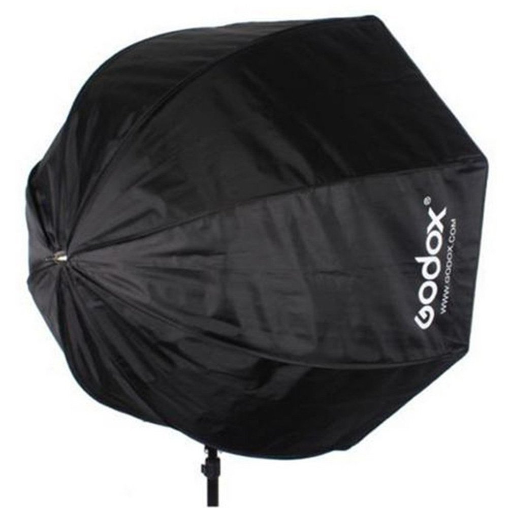 The light diffusion surface diameter is 32"/80cm, with wide range of applications, suitable for portrait or product photography.